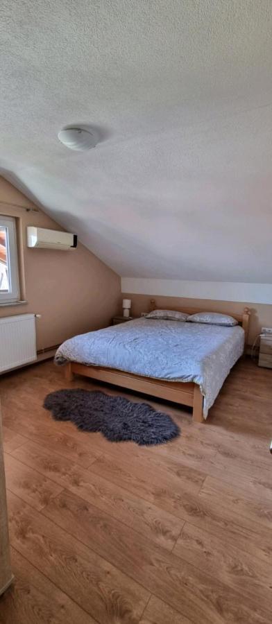 Apartman Avram Kotor Varos Ngoại thất bức ảnh