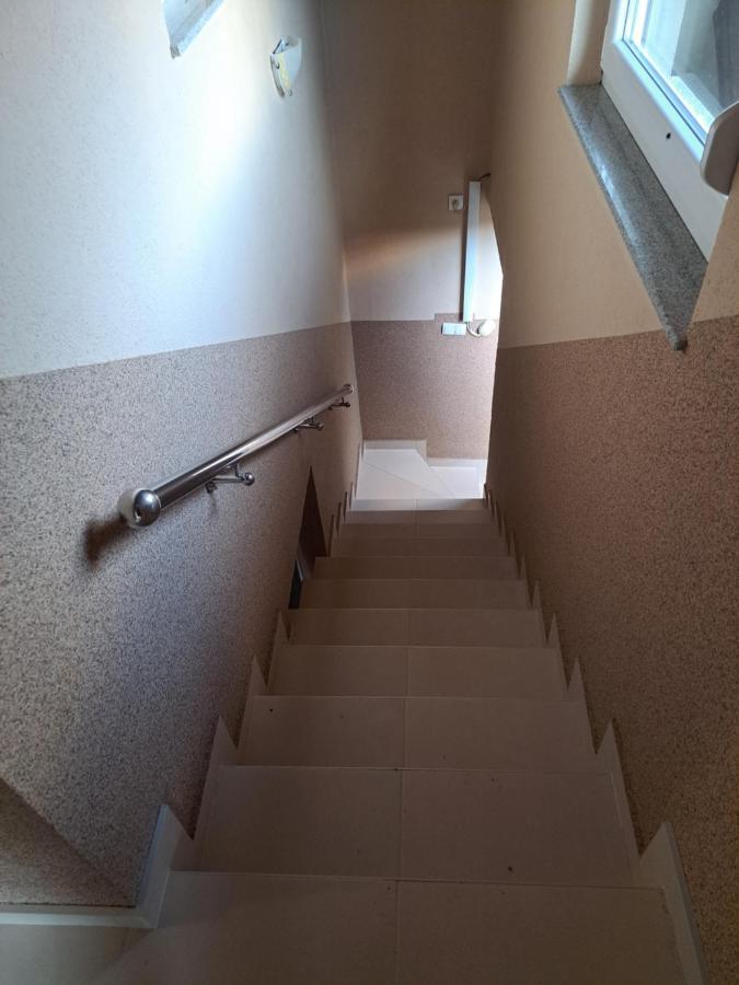 Apartman Avram Kotor Varos Ngoại thất bức ảnh